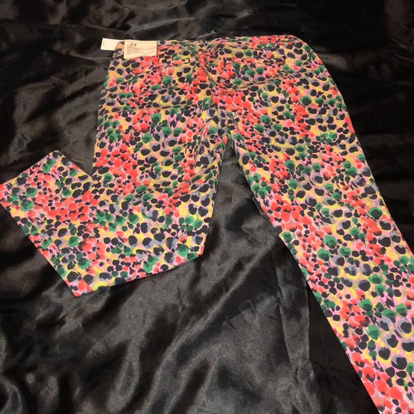 Above the ankle GAP colorful pants - Picture 5 of 5